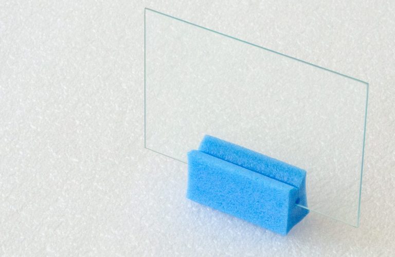 Cantoneras para cristales