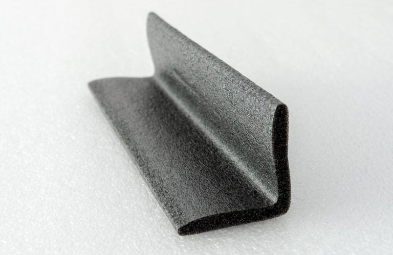 Cantoneras en forma de L